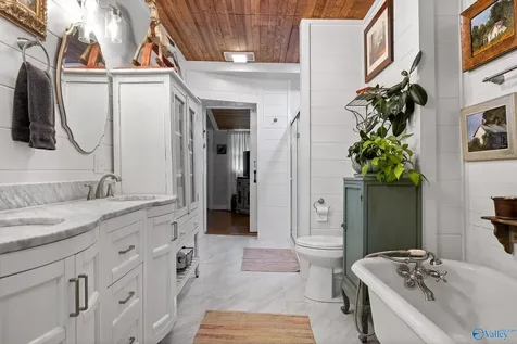 592 Cutler Avenue Mentone AL 35984