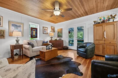 592 Cutler Avenue Mentone AL 35984