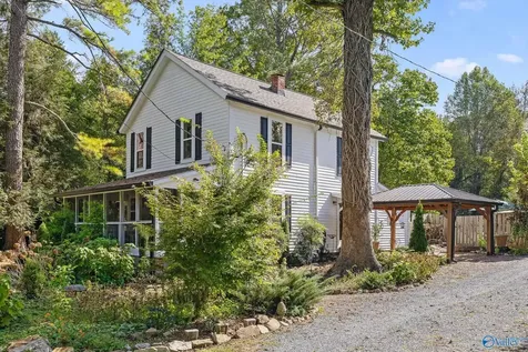 592 Cutler Avenue Mentone AL 35984
