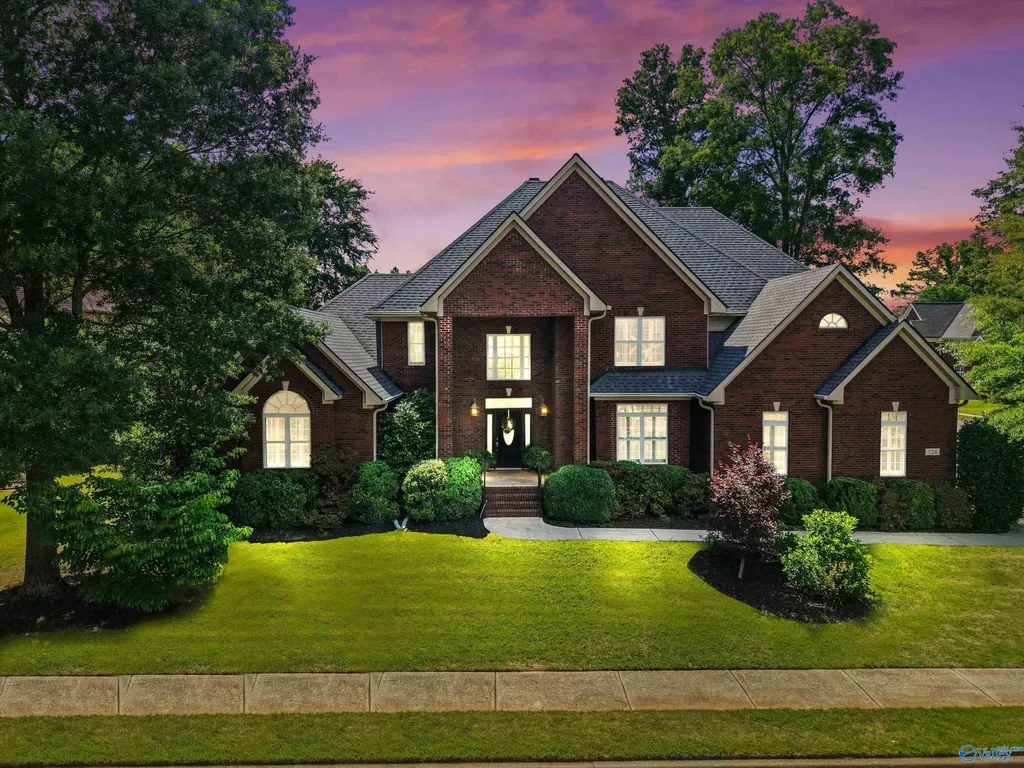 124 Wesly Clark Boulevard Madison AL 35756