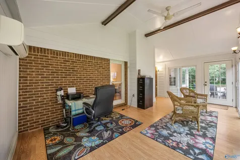 124 Allenwood Drive Huntsville AL 35811