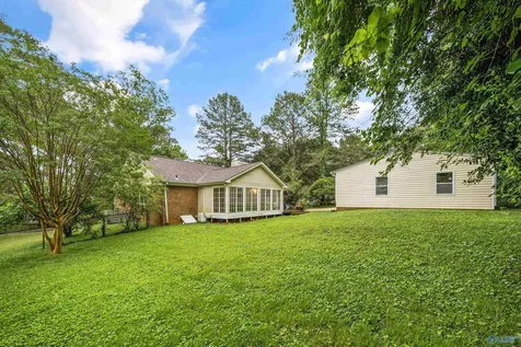 124 Allenwood Drive Huntsville AL 35811