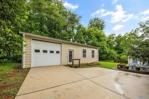 124 Allenwood Drive Huntsville AL 35811