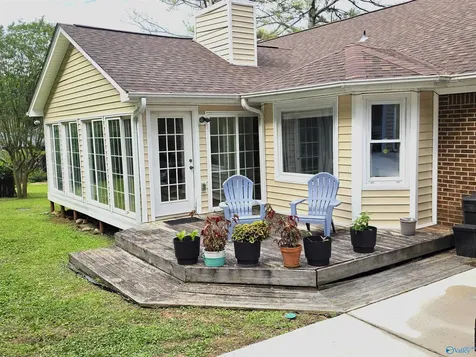 124 Allenwood Drive Huntsville AL 35811