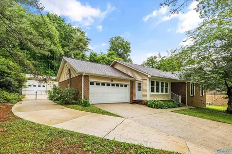 124 Allenwood Drive Huntsville AL 35811