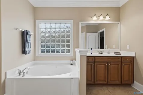 3212 Sandstone Street SE Owens Cross Roads AL 35763