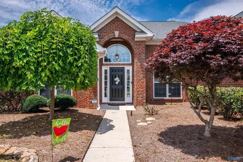 3212 Sandstone Street SE Owens Cross Roads AL 35763