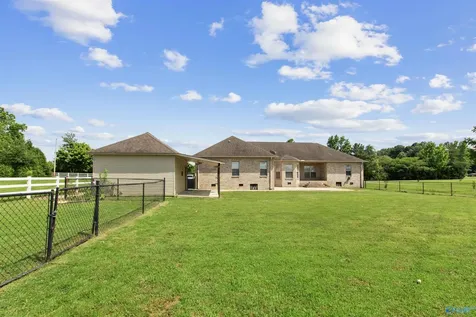 20767 Yarbrough Road Athens AL 35613