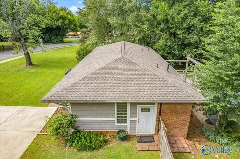302 Bethune Way NW Huntsville AL 35806