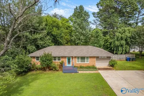 302 Bethune Way NW Huntsville AL 35806