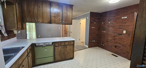 3541 Woods Cove Road Scottsboro AL 35768