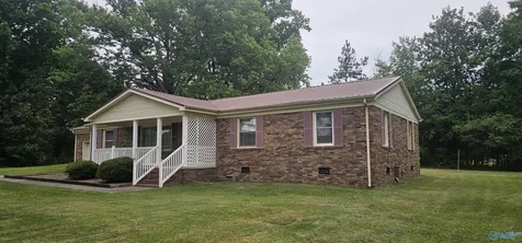 3541 Woods Cove Road Scottsboro AL 35768
