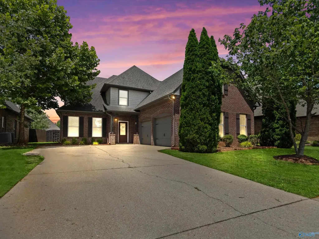 112 Rainwood Drive SW Huntsville AL 35824