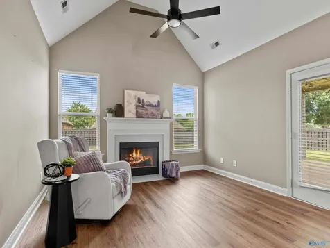112 Rainwood Drive SW Huntsville AL 35824