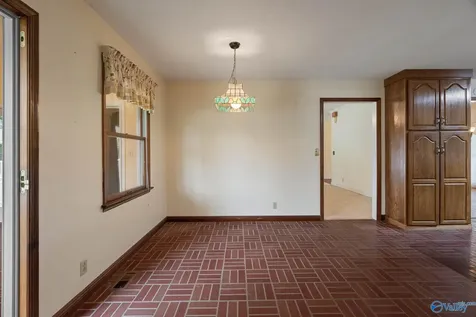 890 Narrow Lane New Market AL 35761