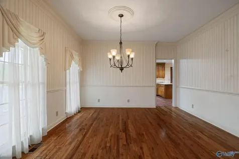 890 Narrow Lane New Market AL 35761