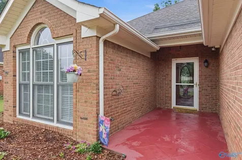 1807 Edgemere Court Huntsville AL 35803