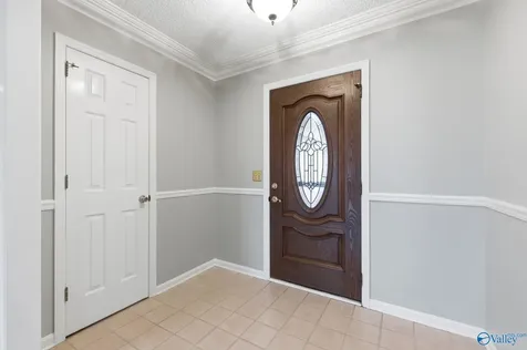 1807 Edgemere Court Huntsville AL 35803