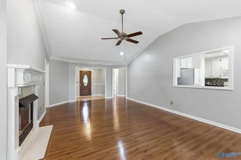 1807 Edgemere Court Huntsville AL 35803