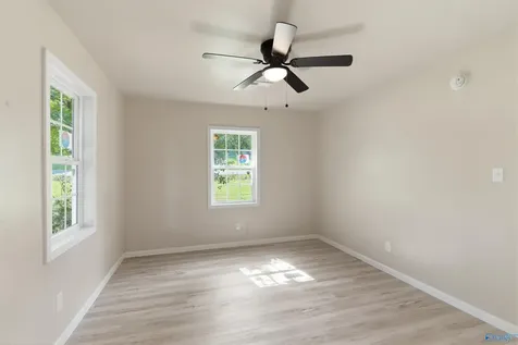 812 Tupelo Pike Scottsboro AL 35768