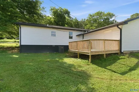 812 Tupelo Pike Scottsboro AL 35768