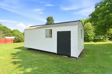 812 Tupelo Pike Scottsboro AL 35768