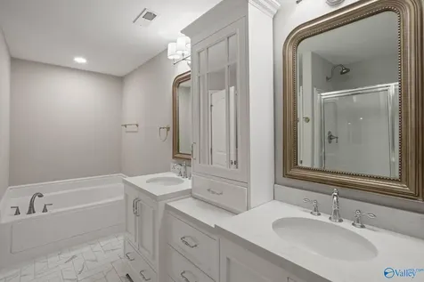 139 Lazy Oak Drive New Market AL 35761