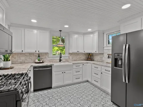 311 East Pryor Street Athens AL 35611