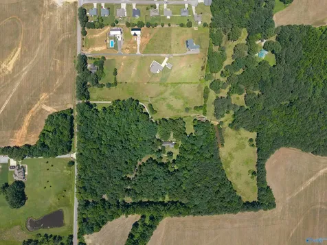 19000 Meadows Road Athens AL 35613