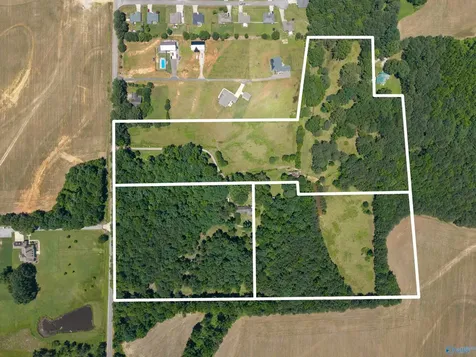 19000 Meadows Road Athens AL 35613