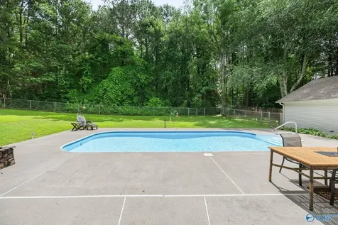 1019 Pine Grove Road Harvest AL 35749