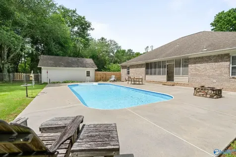 1019 Pine Grove Road Harvest AL 35749