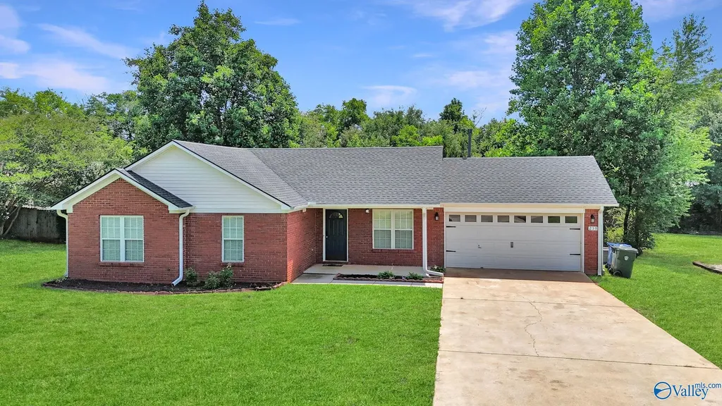 239 Falcon Ridge Drive Huntsville AL 35811