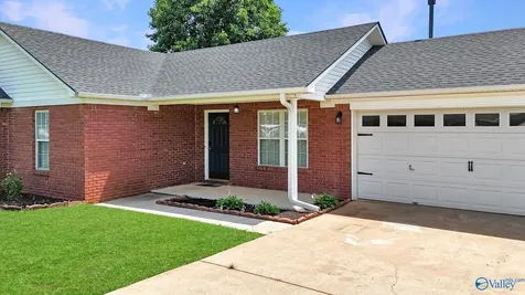 239 Falcon Ridge Drive Huntsville AL 35811