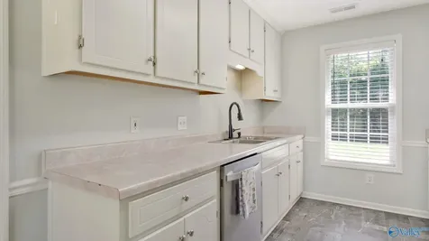 239 Falcon Ridge Drive Huntsville AL 35811