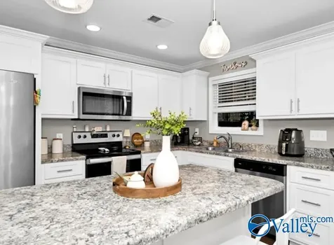 179 County Road 1210 Cullman AL 35057