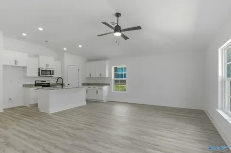 180 Bingham Way New Market AL 35761