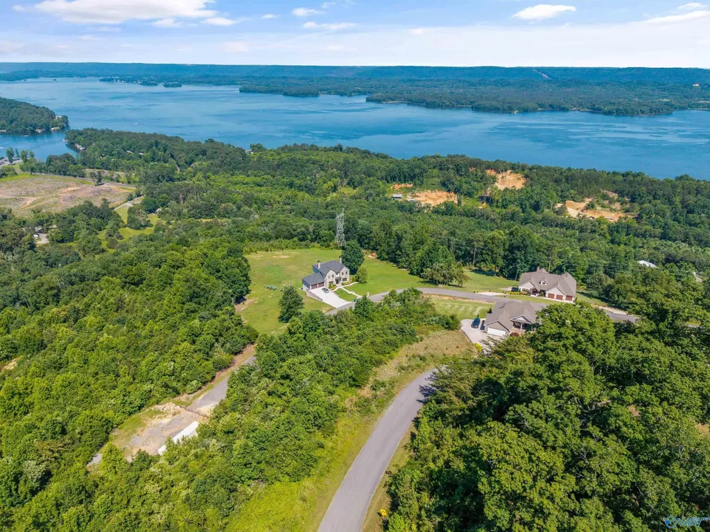 Lot 32 Keene Point Drive Grant AL 35747