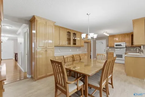 2668A Hurricane Road New Market AL 35761
