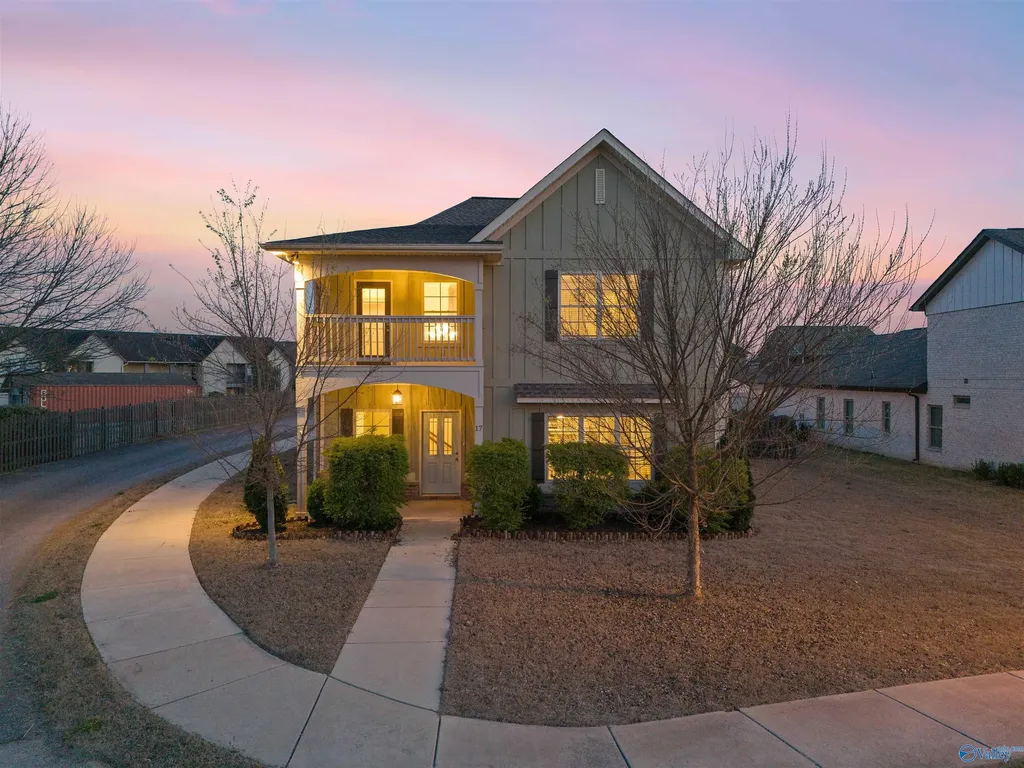 17 Desert Oak Court SW Huntsville AL 35824