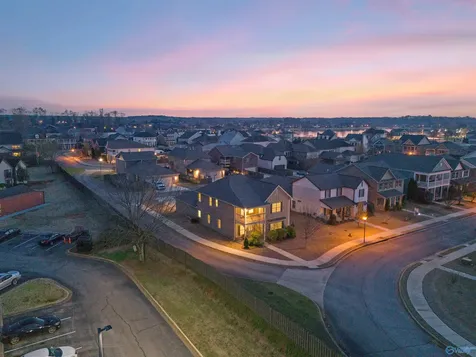 17 Desert Oak Court SW Huntsville AL 35824