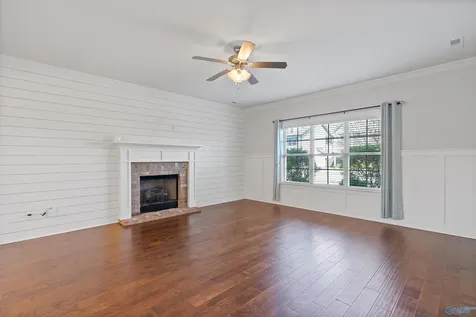 17 Desert Oak Court SW Huntsville AL 35824
