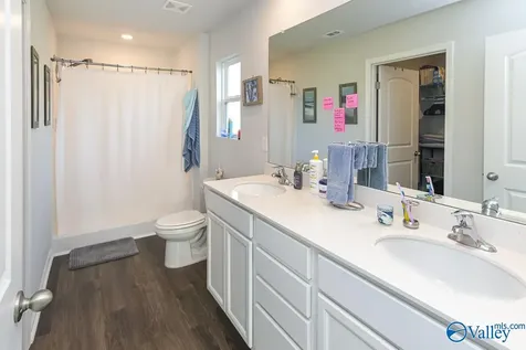 121 Syd Road Owens Cross Roads AL 35763