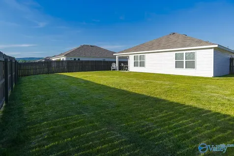 121 Syd Road Owens Cross Roads AL 35763