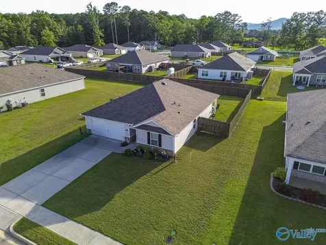 121 Syd Road Owens Cross Roads AL 35763