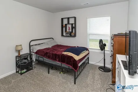 121 Syd Road Owens Cross Roads AL 35763
