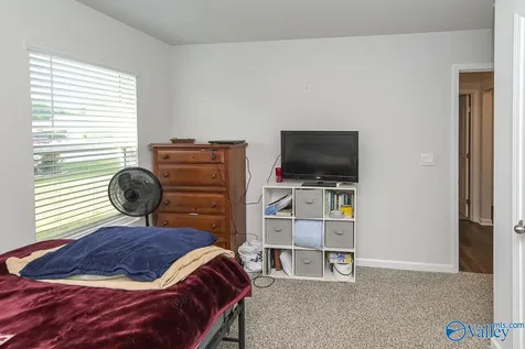 121 Syd Road Owens Cross Roads AL 35763