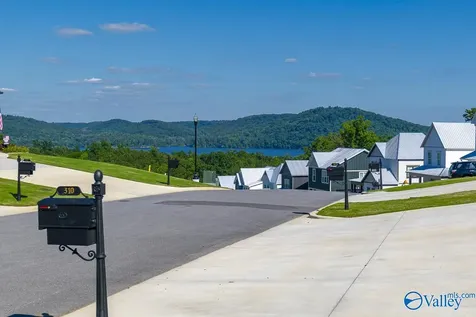294 Whistling Straits Way Guntersville AL 35976
