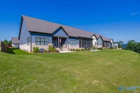 294 Whistling Straits Way Guntersville AL 35976