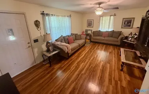 1518 Logan Street SW Cullman AL 35055